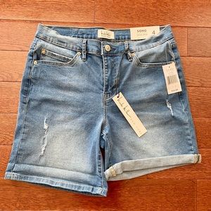 NWT Nicole Miller High Rise Denim Shorts, Size 4